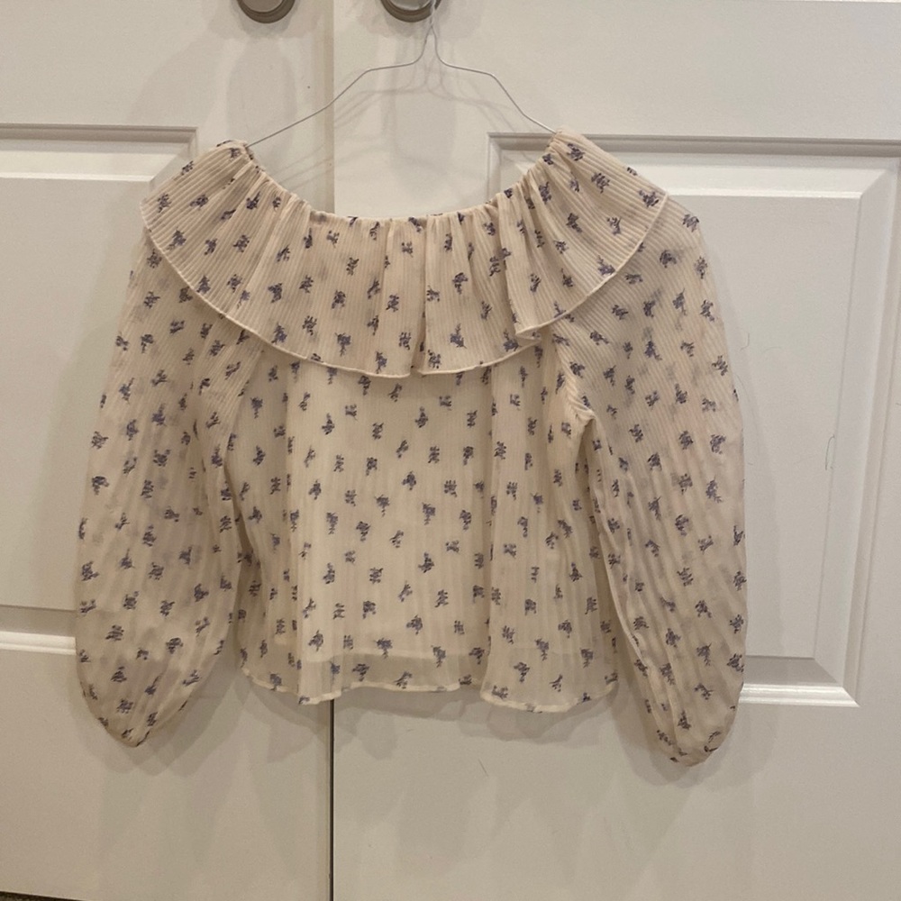 Cute, flowy, zara blouse